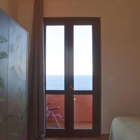 Hotel Bue Marino